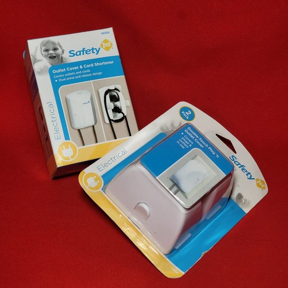 Safety 1st Outlet Cover & Cord Shortener & Double Touch Plug n Outlet Cover Set - Picture 5 of 10